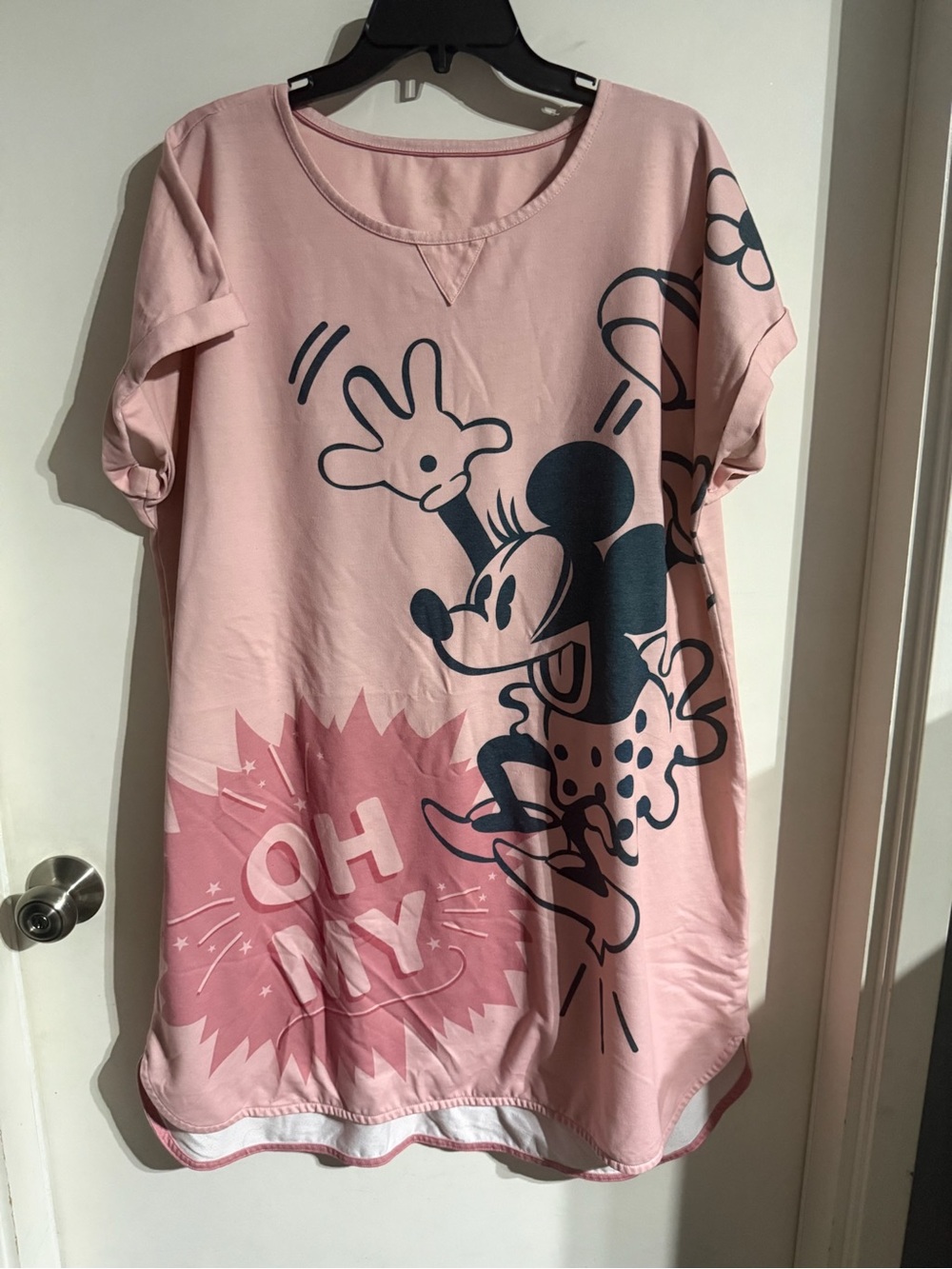GUC women’s Disney store Pink Minnie Mouse night gown size XL/2XL